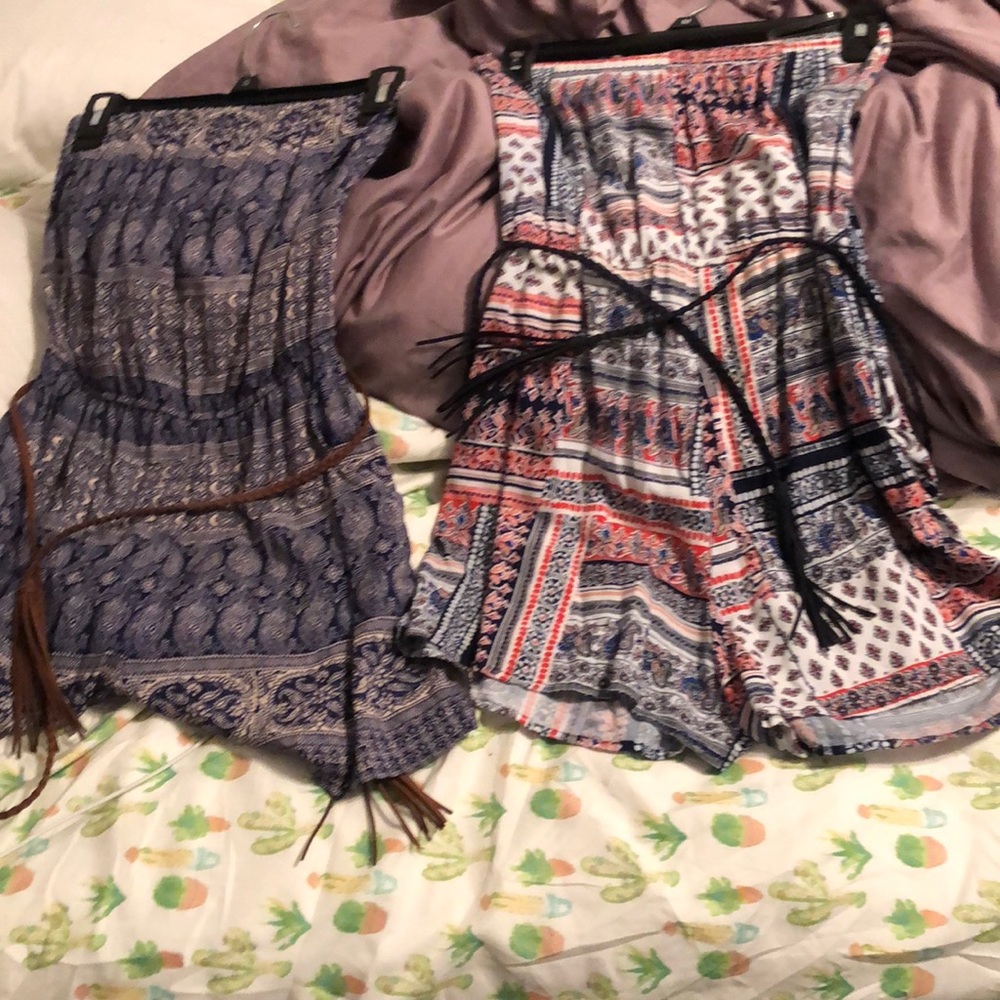 2 Rompers